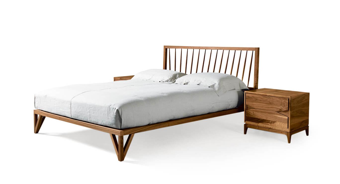 سرير «ليجيادرو» | التشطيب: Natural solid walnut