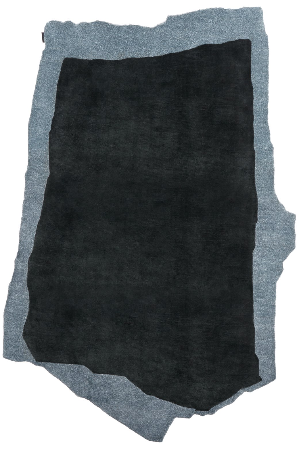 Luxury Rug | Size: 200 × 300 cm Luxury Rug | Size: 200 × 300 cm