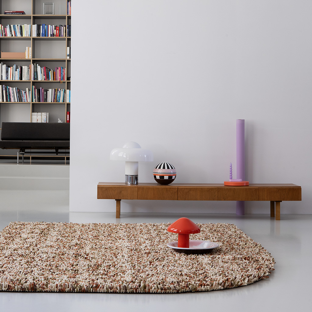 Shaggy Felt Rug | Size: 140 × 200 cm