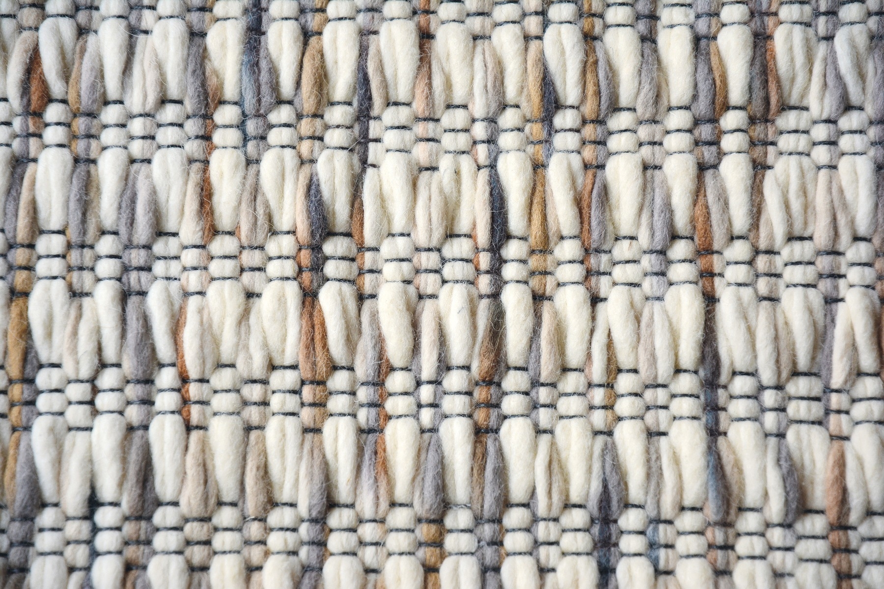 Grain Rug | Size: 140 × 200 cm