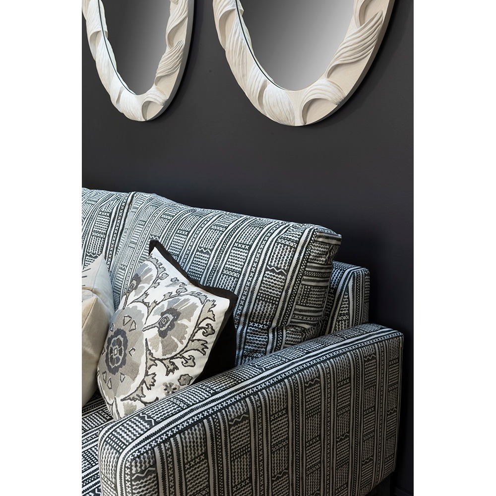 Alexi Noir Cushion