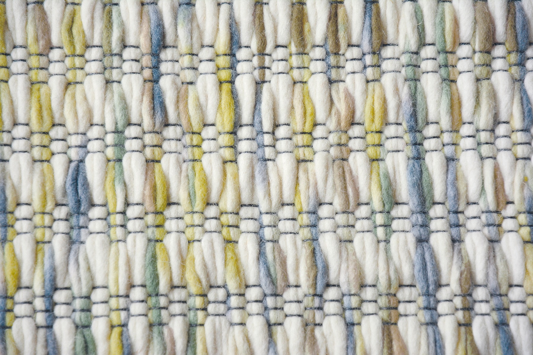 Grain Rug | Size: 250 × 350 cm