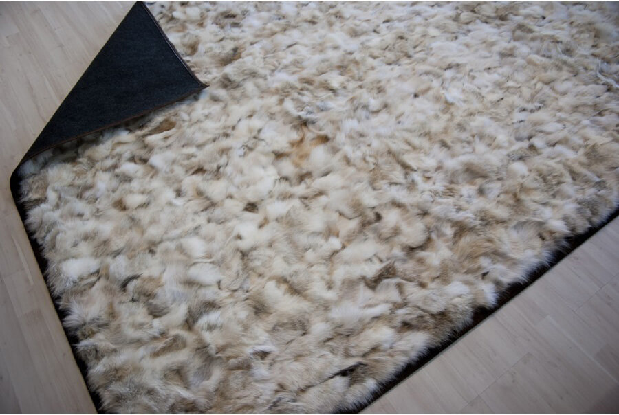 Wolf Fur Rug | Size: 300 × 400 cm