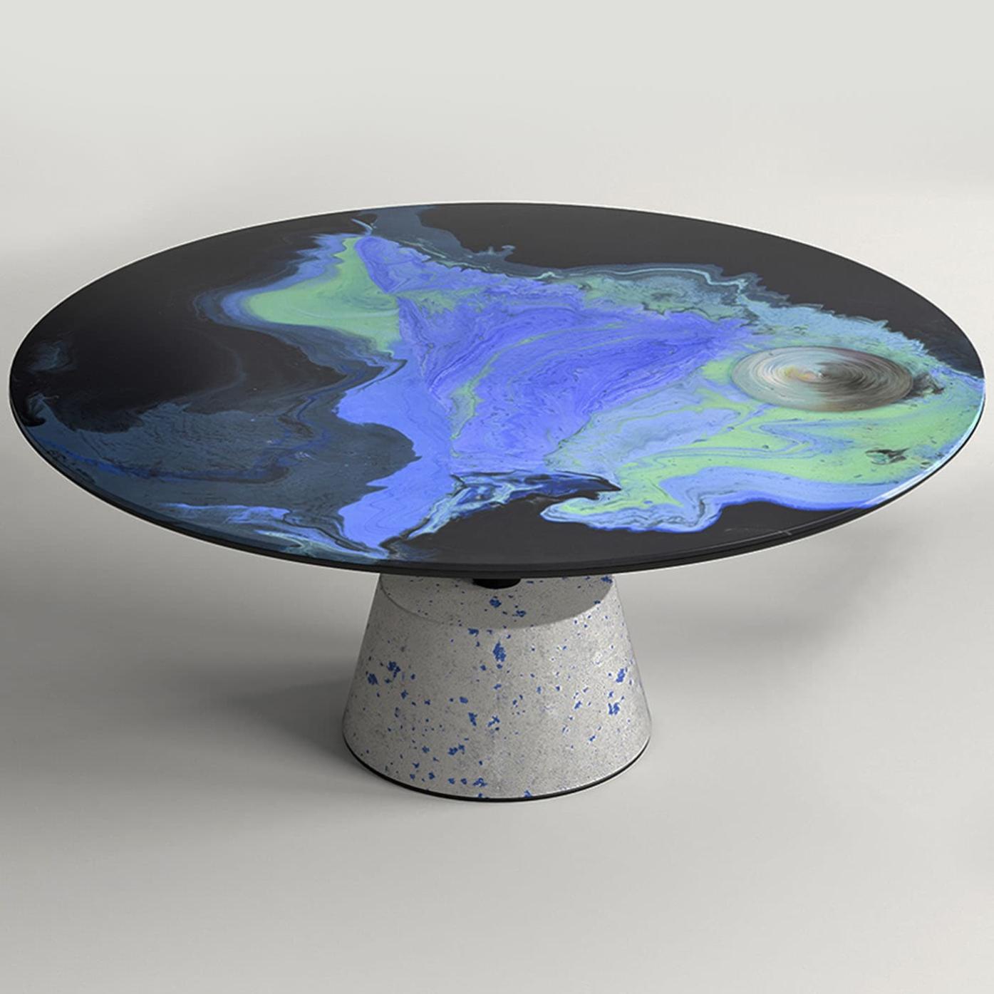Astraliti Round Metal Crafted Coffee Table