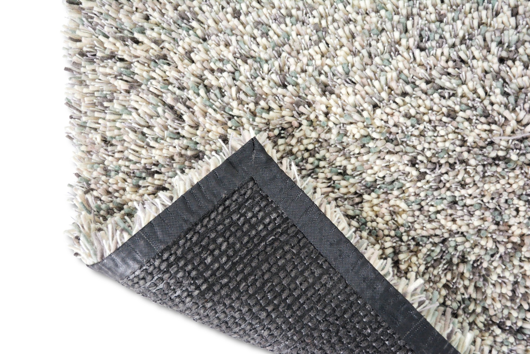سجادة «يونغ» | المقاس: 140 × 200 cm
