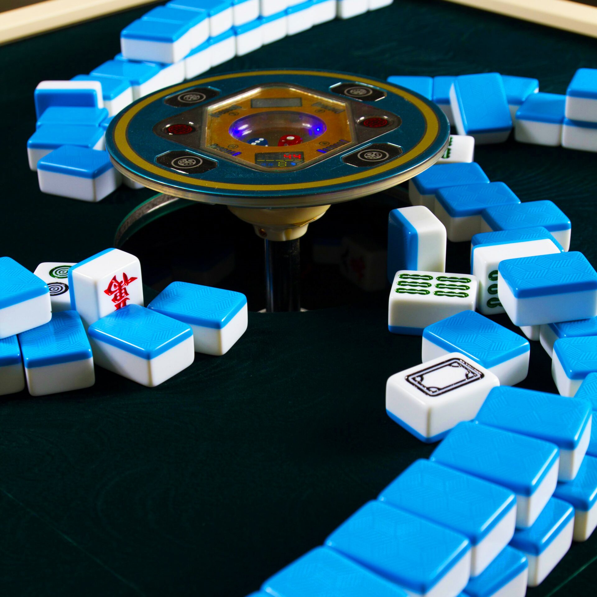 Artisan Automatic Mahjong Table