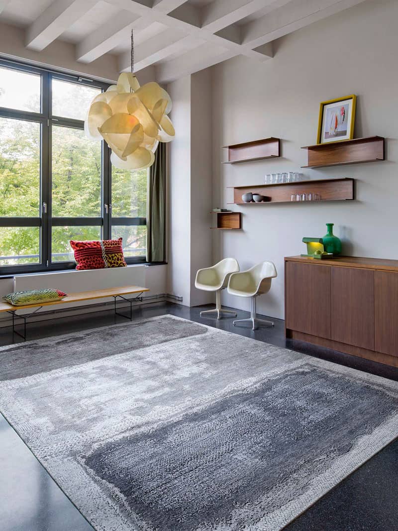 Silver White Grey Rug | Size: 300 × 400 cm