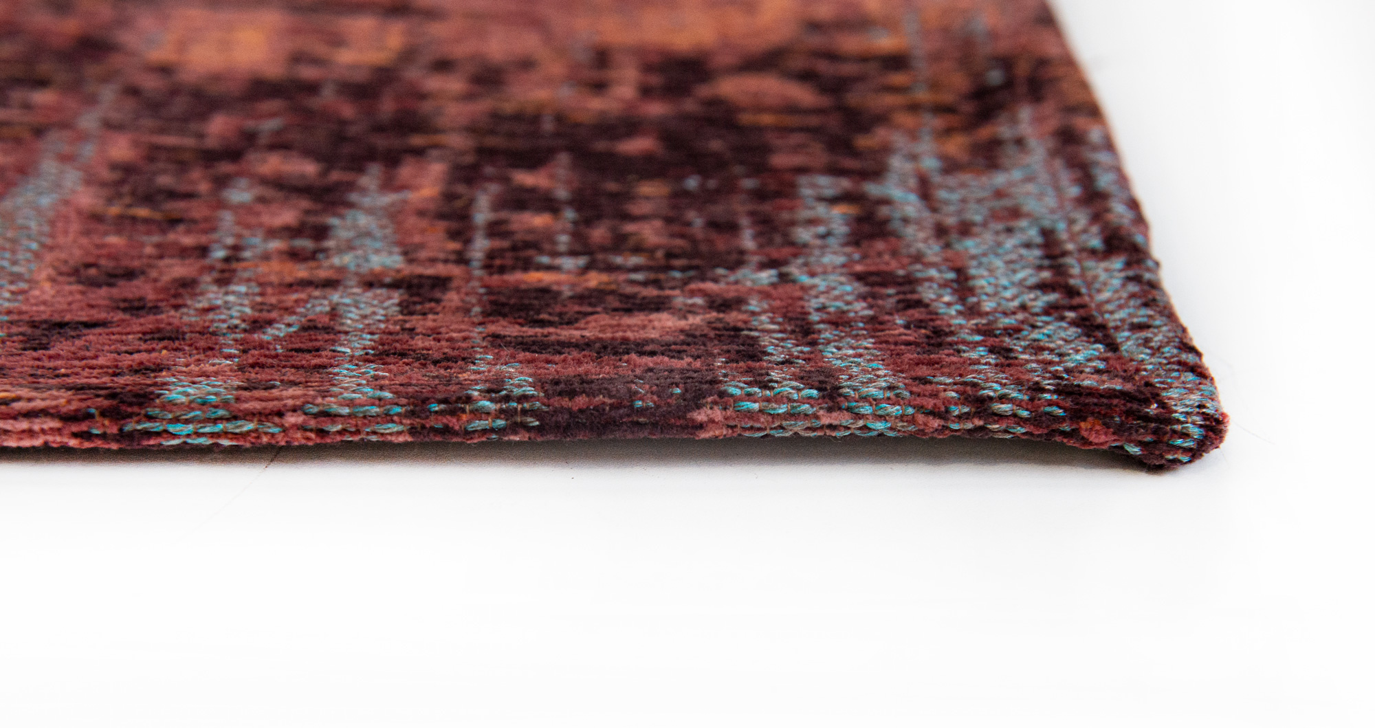 Nassau Red Rug | Size: 280 × 390 cm