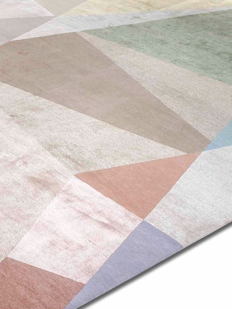 Crystal Rug | Size: 305 × 427 cm