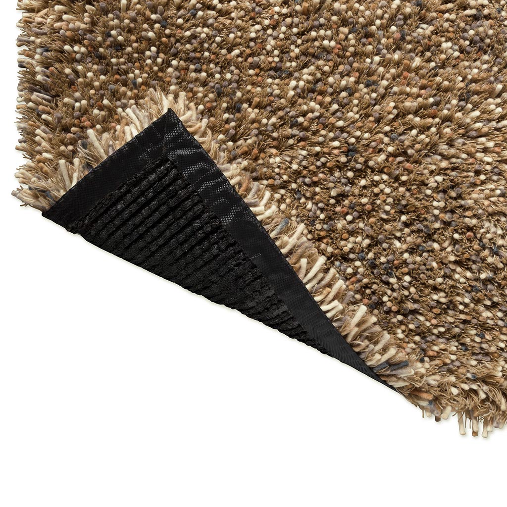 Sprout Feather Coat Luxe Rug | Size: 140 × 200 cm