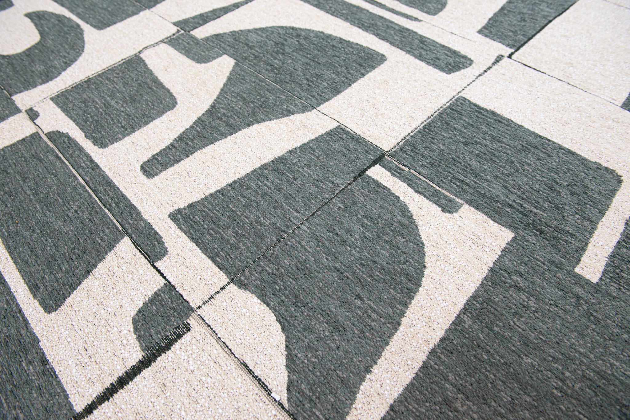 سجادة «سي سبراي» | المقاس: 80 × 150 cm