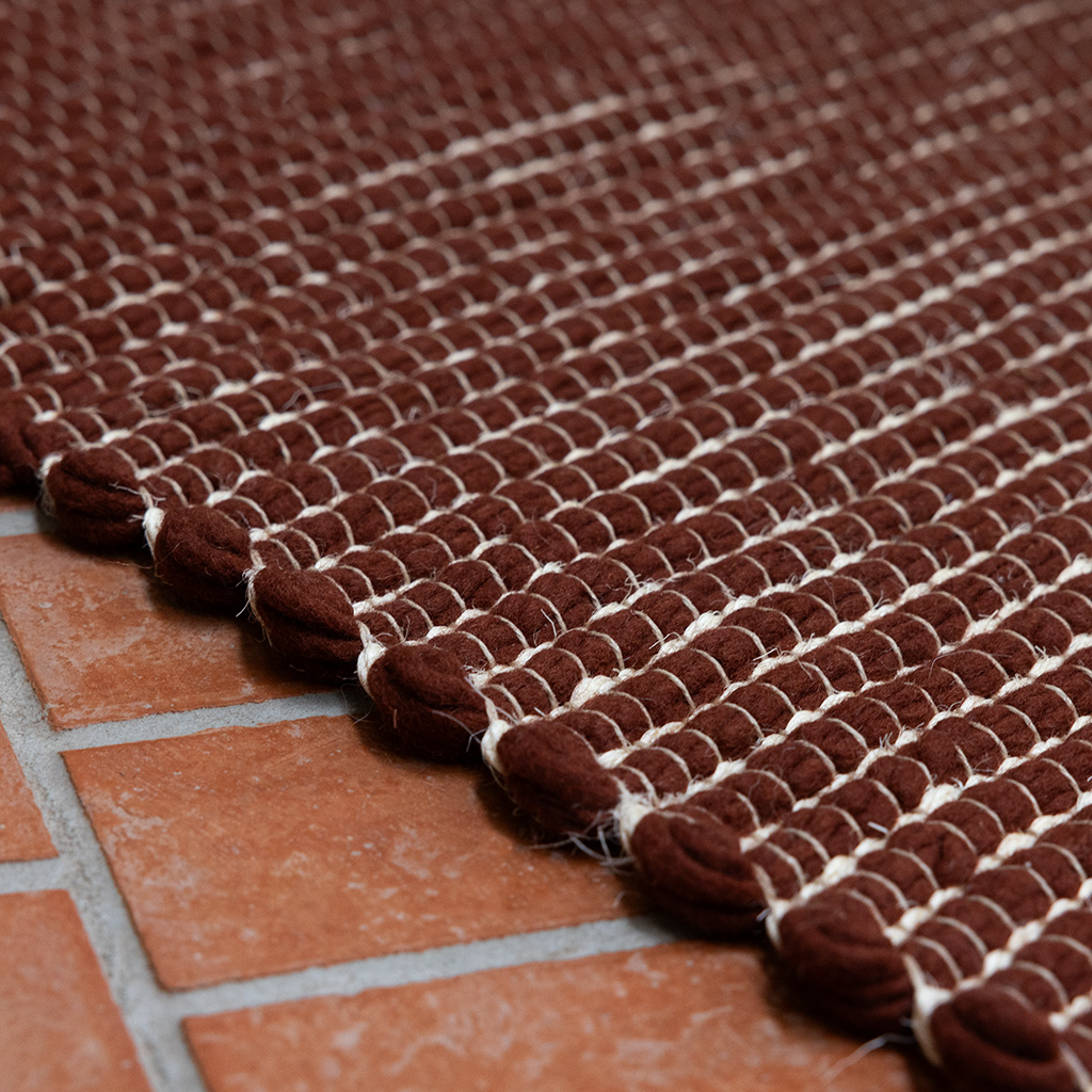 Frame Brick Rug | Size: 170 × 240 cm
