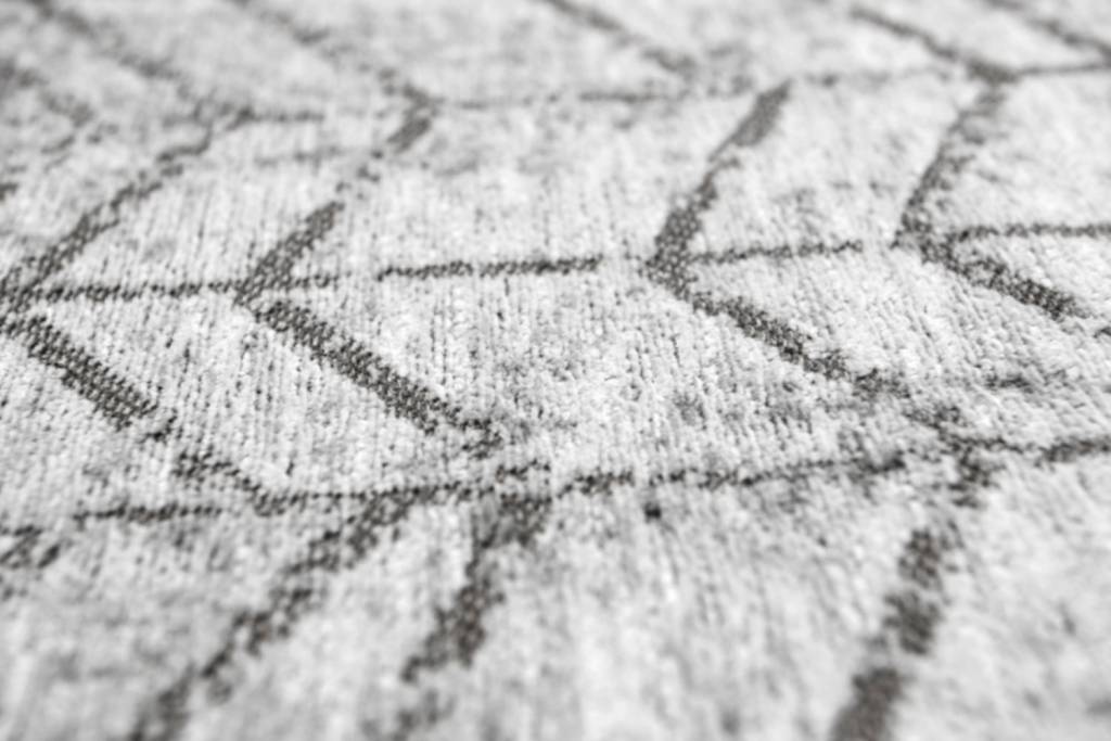 Black On White Rug | Size: 80 × 150 cm