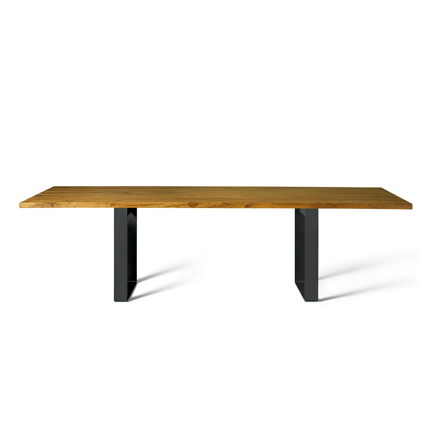Misura Dining Table