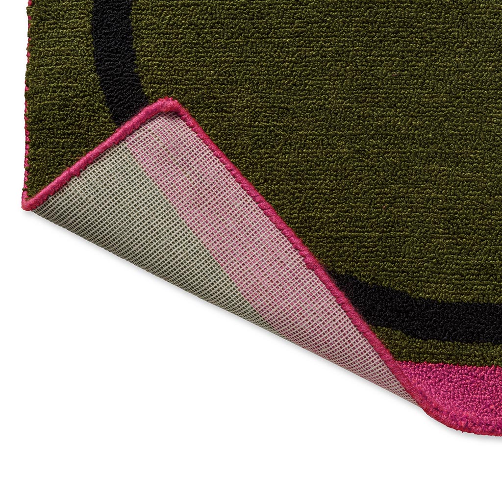 Linear Stem Outdoor Rug | Size: 140 × 200 cm
