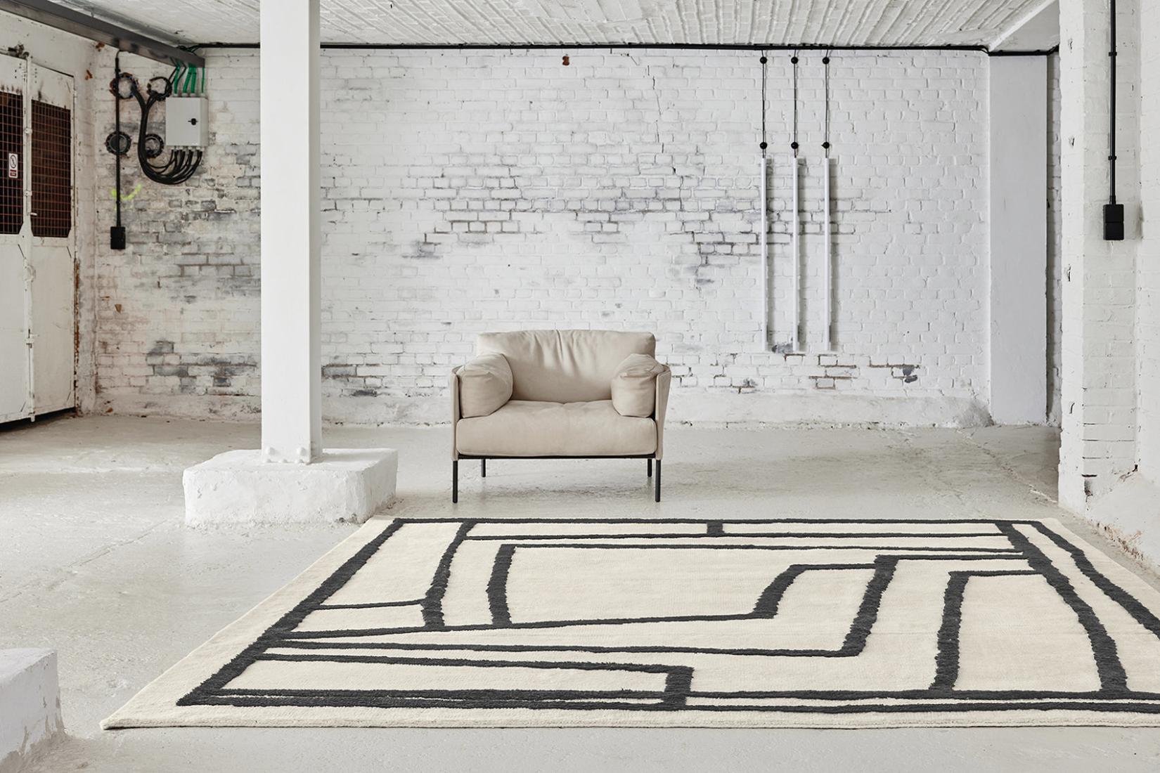 Cocoon Ecru Rug | Size: 200 × 300 cm