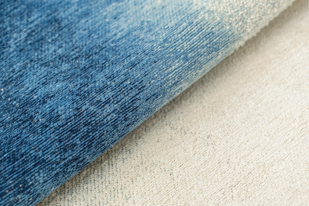Drop Dream In Blue Premium Belgian Rug | Size: 200 × 280 cm