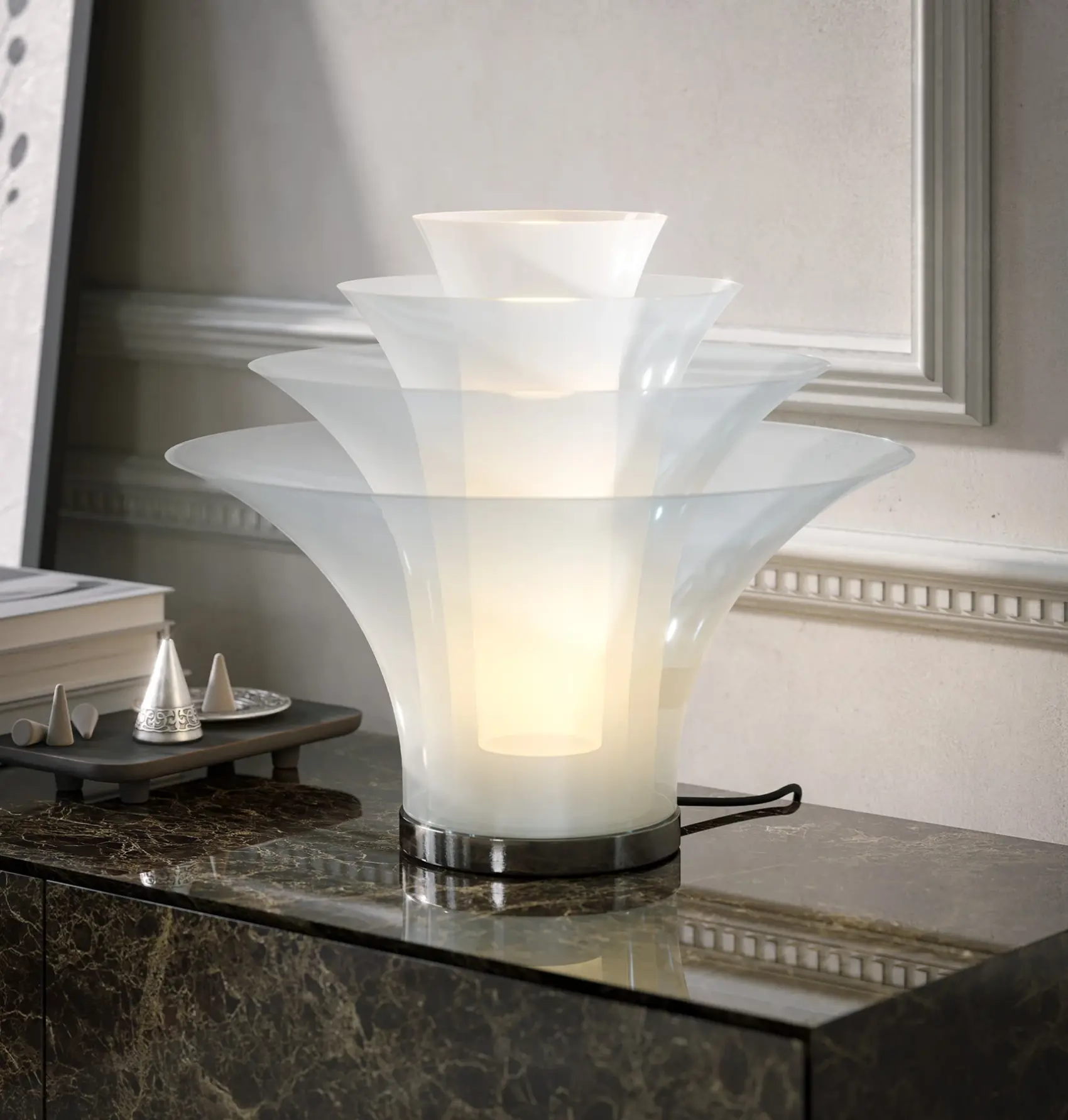 Petalo Accent Lamp