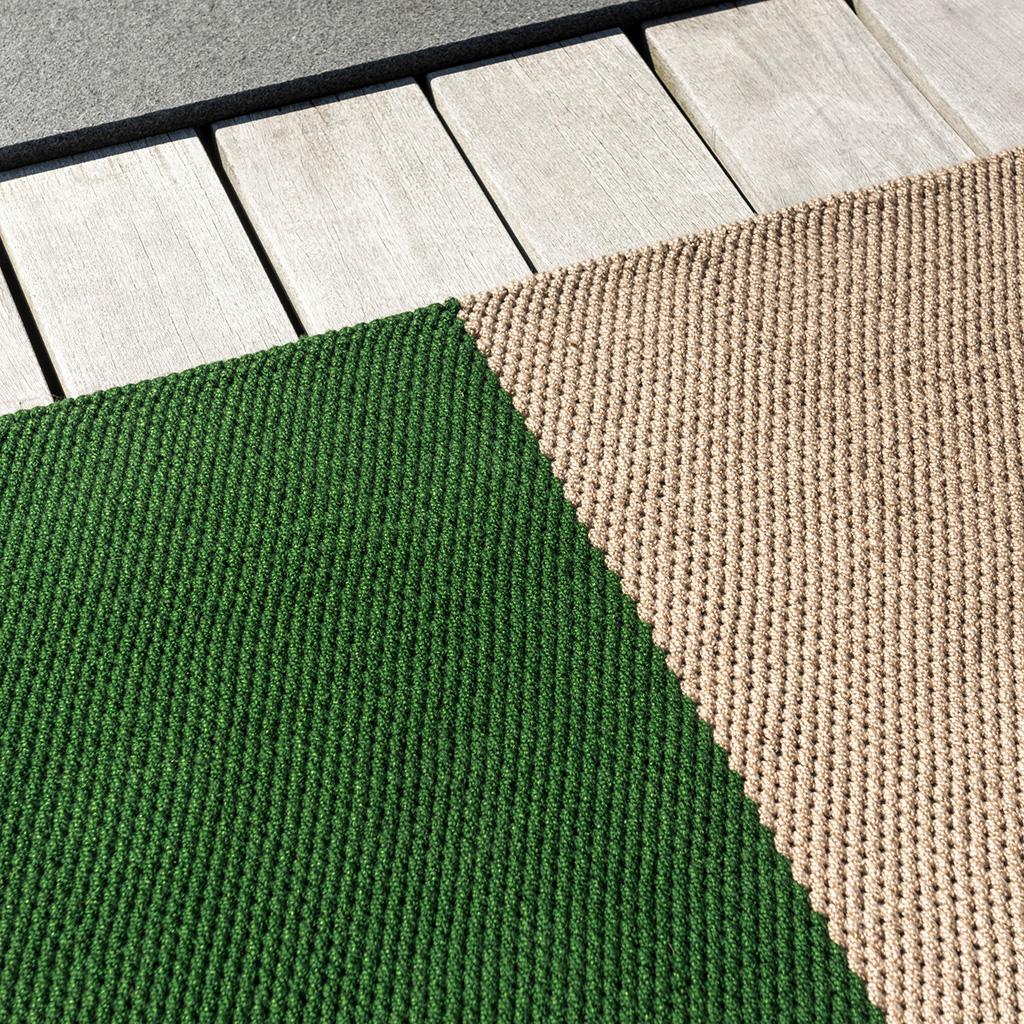 Deck Spring Green Outdoor Rug | Size: 140 × 200 cm