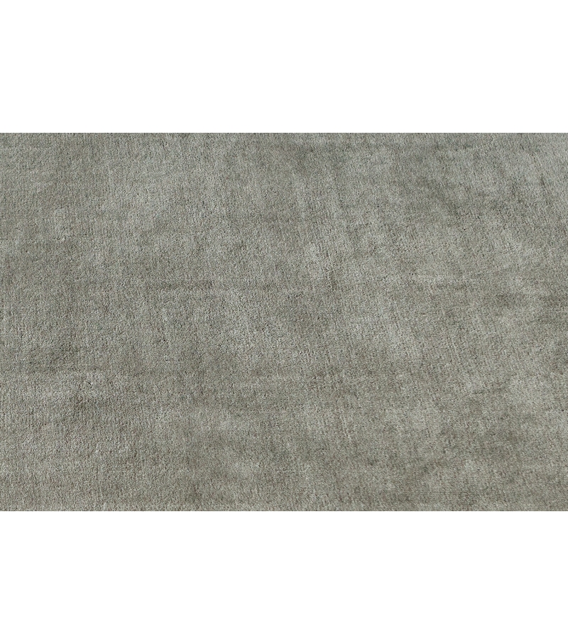 Beekman Rug | Color: Sand | Size: 300 × 400 cm