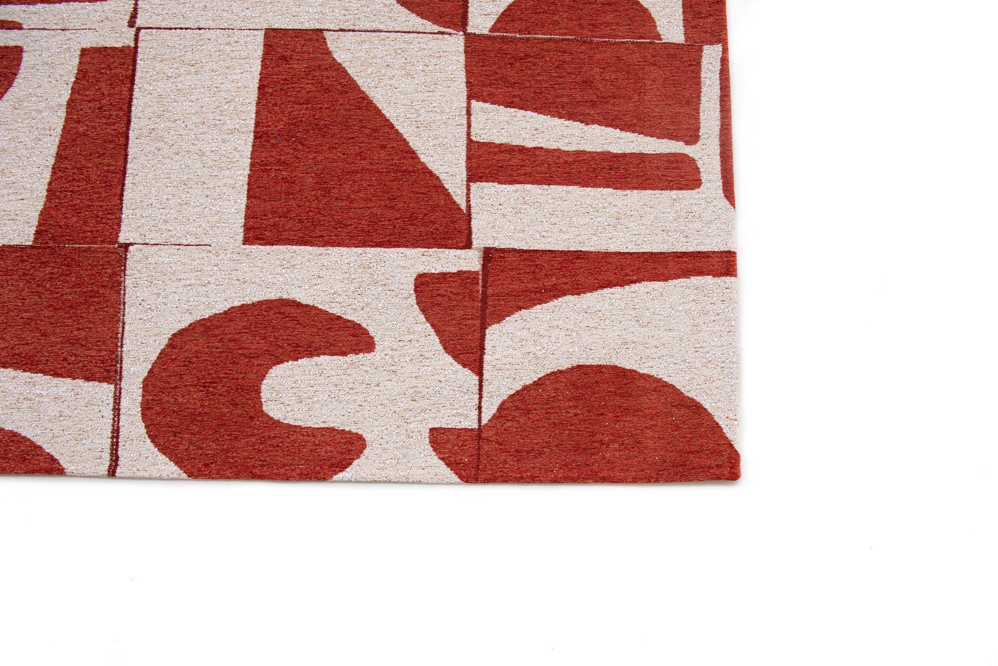 Rust Rug | Size: 240 × 340 cm