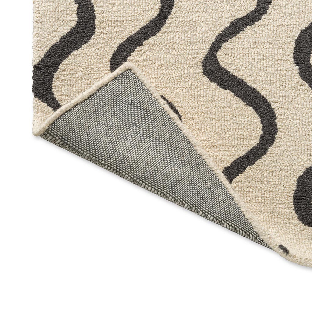 Ribbon Rug | Size: 250 × 350 cm