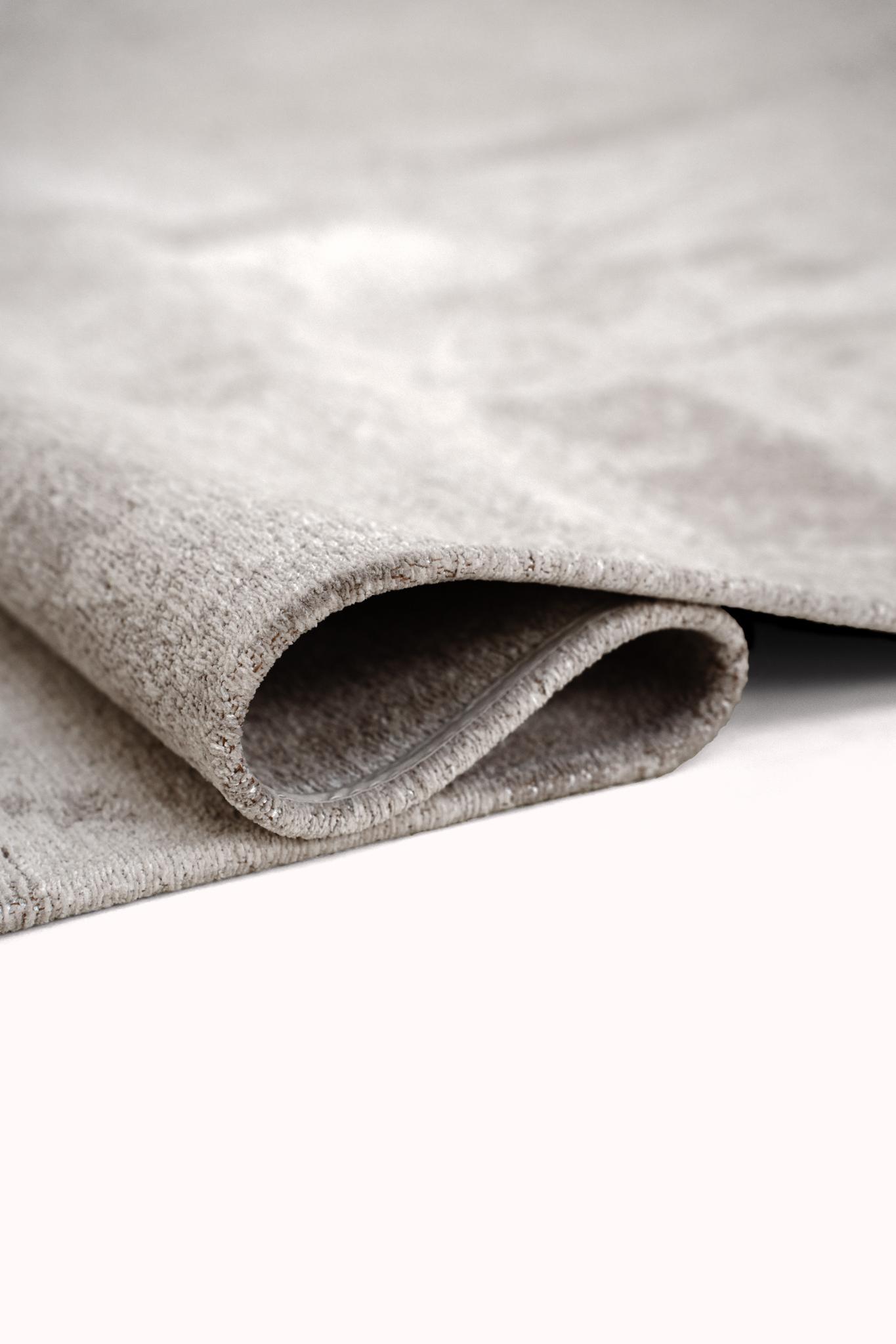 Albatre Rug | Size: 140 × 200 cm