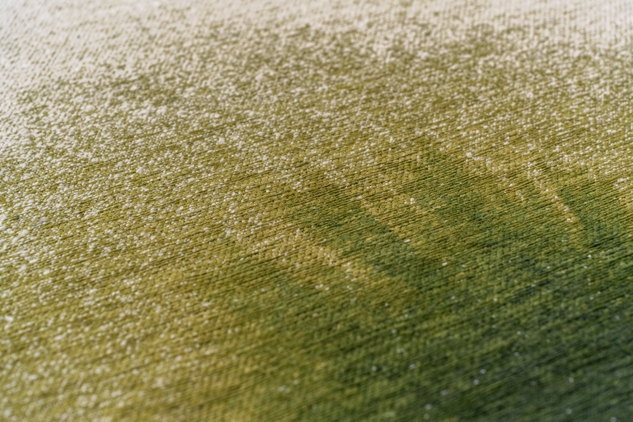 Drop Green Pepper Premium Belgian Rug