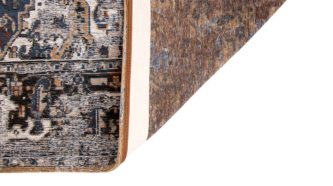 Divan Blue Rug | Size: 140 × 200 cm