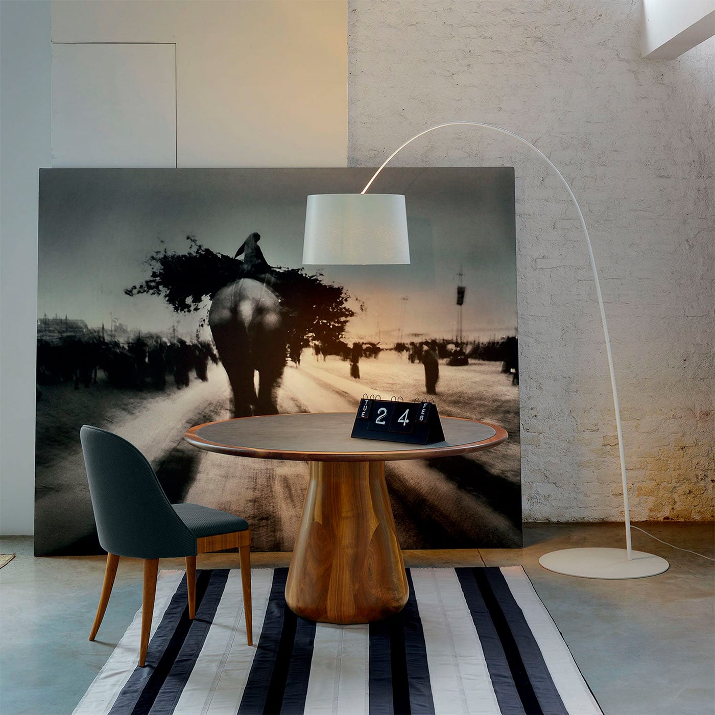 Convivio Dining Table