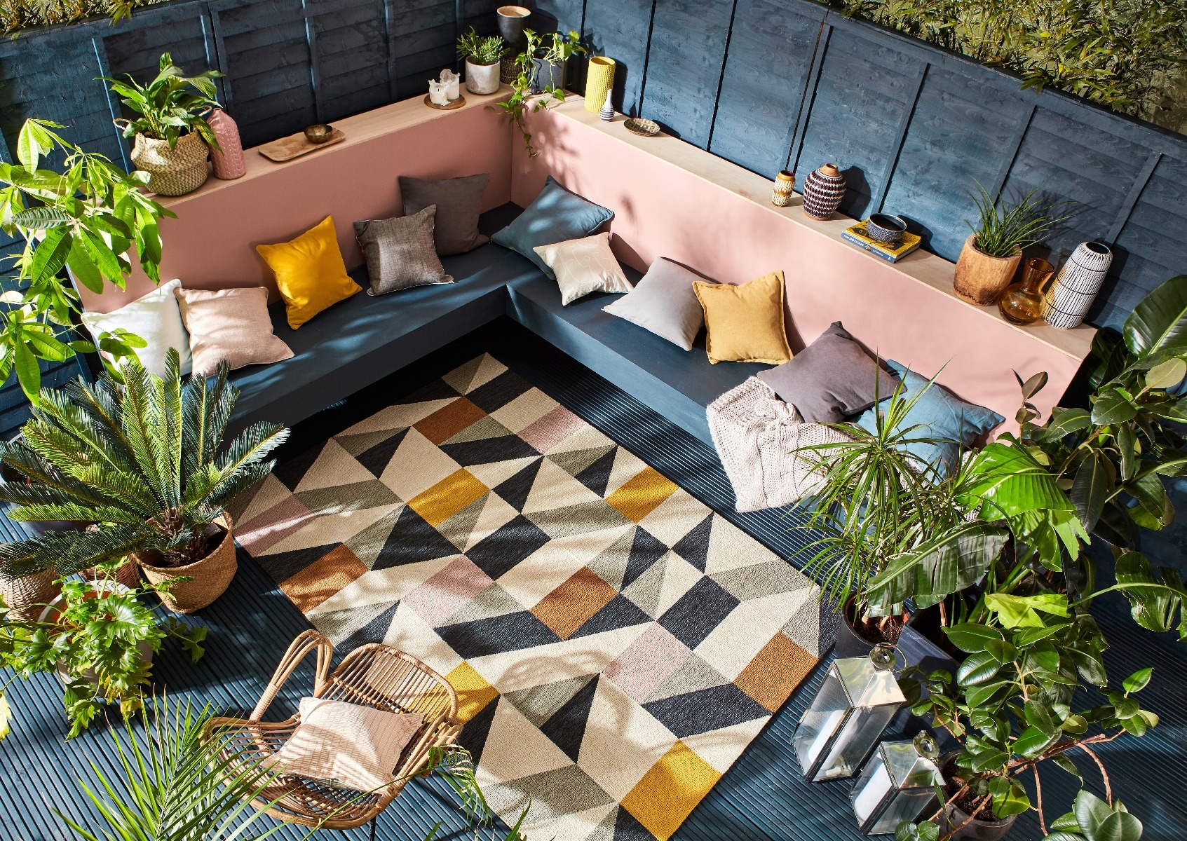 Nuevo Outdoor Rug | Size: 200 × 280 cm