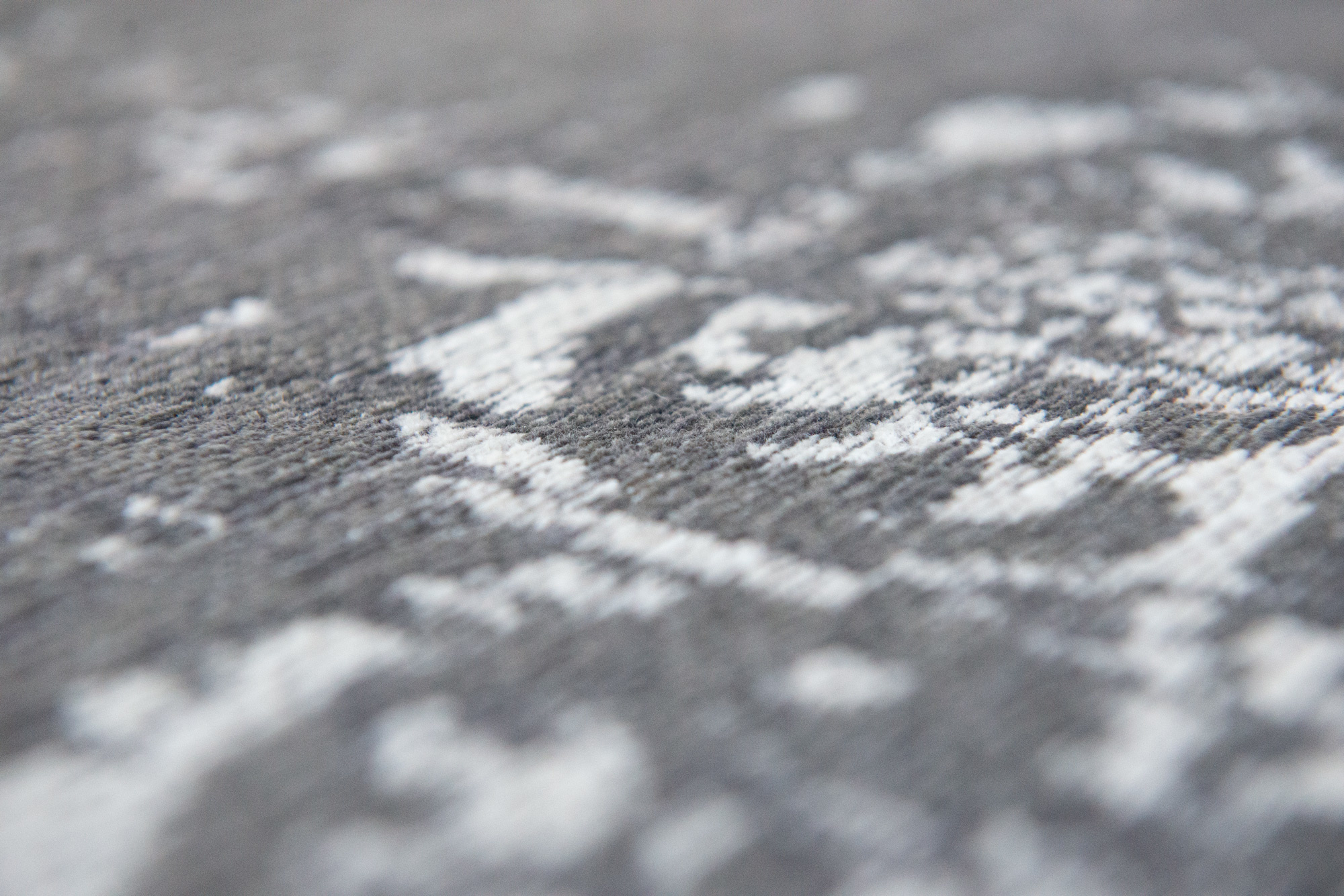 Stone Rug | Size: 240 × 340 cm