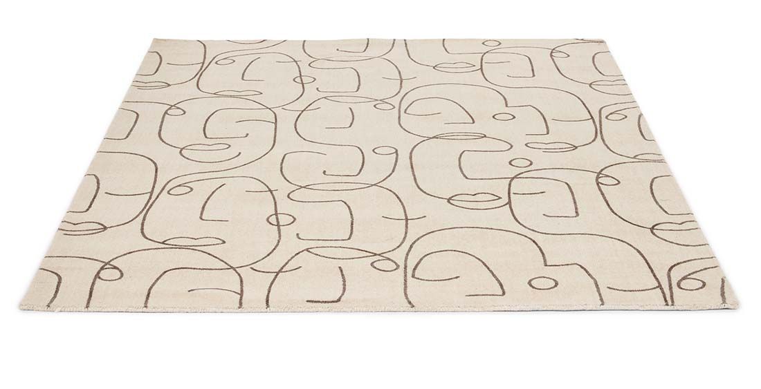سجادة «إبسيلون» | المقاس: 200 × 280 cm