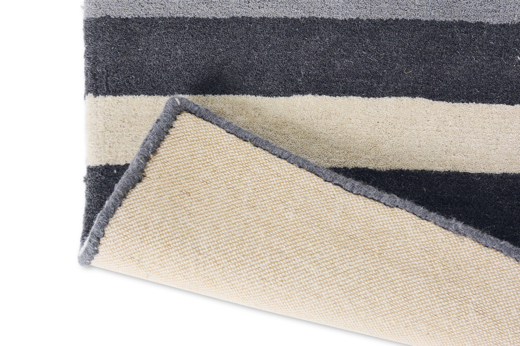 Rosita Rug | Size: 250 × 350 cm