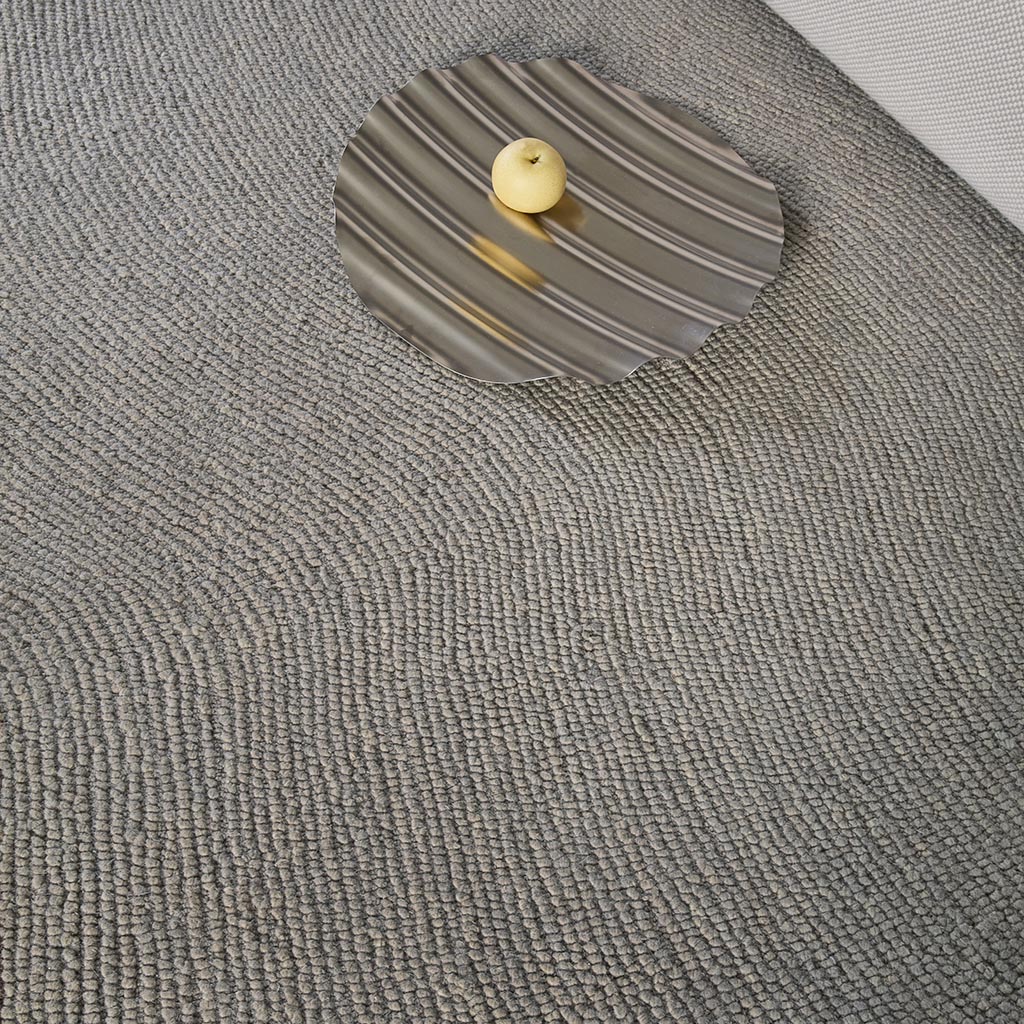 Decor Echo Pebble Premium Rug