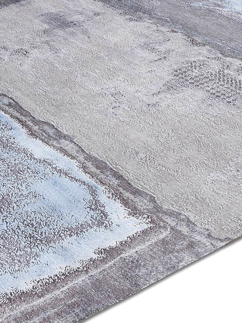 Light Blue Silver Rug | Size: 122 × 183 cm