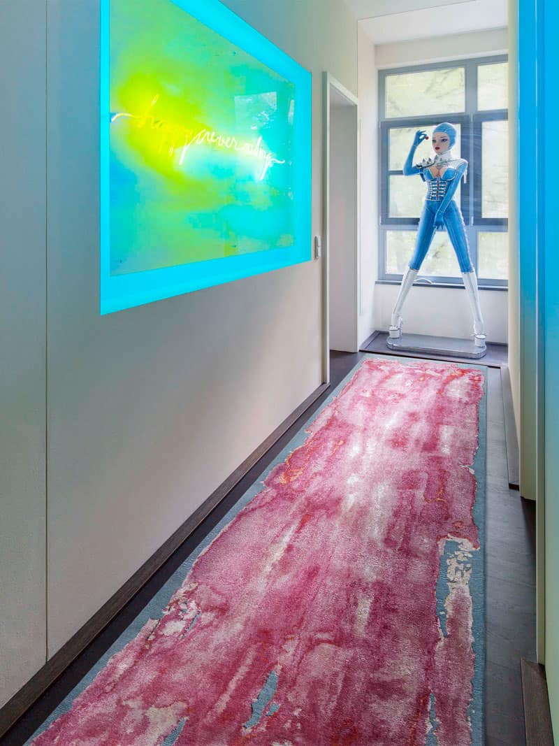 Mono Rug