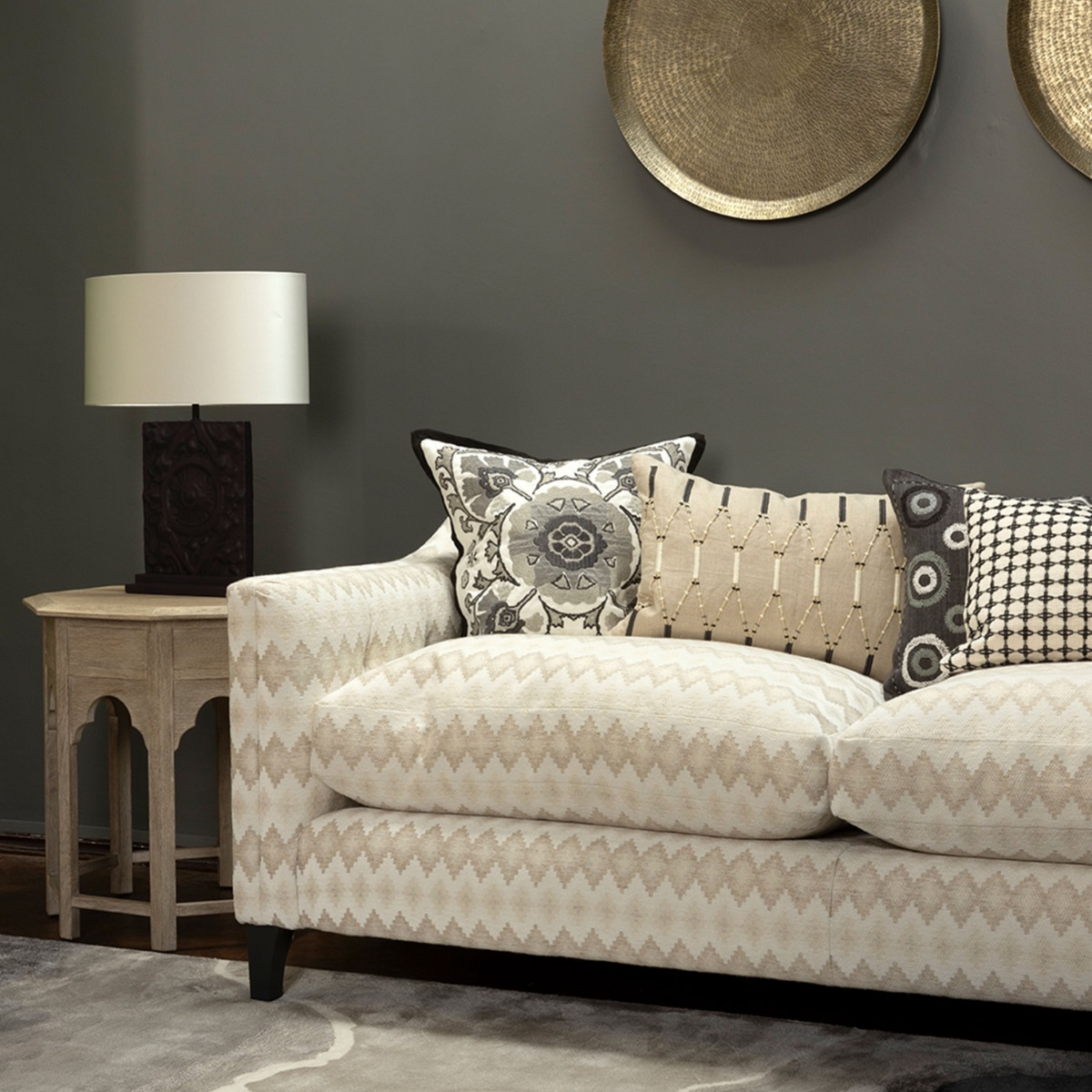 Lima Noir Cushion