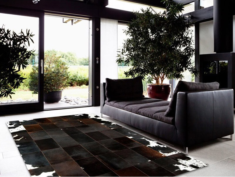 Larissa Cowhide Rug | Size: 140 × 210 cm