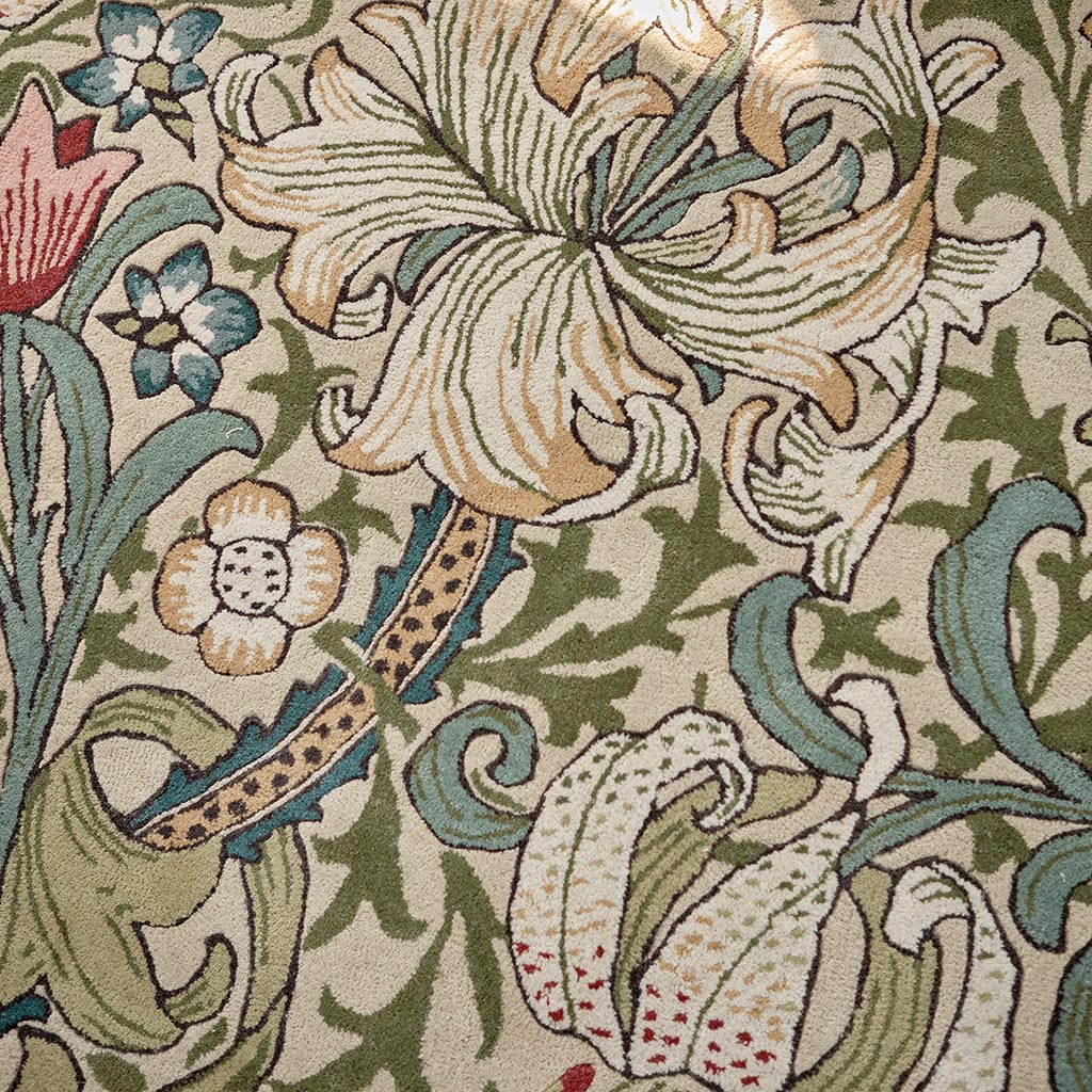 Golden Lily Green Red Luxury Rug | Size: 250 × 350 cm