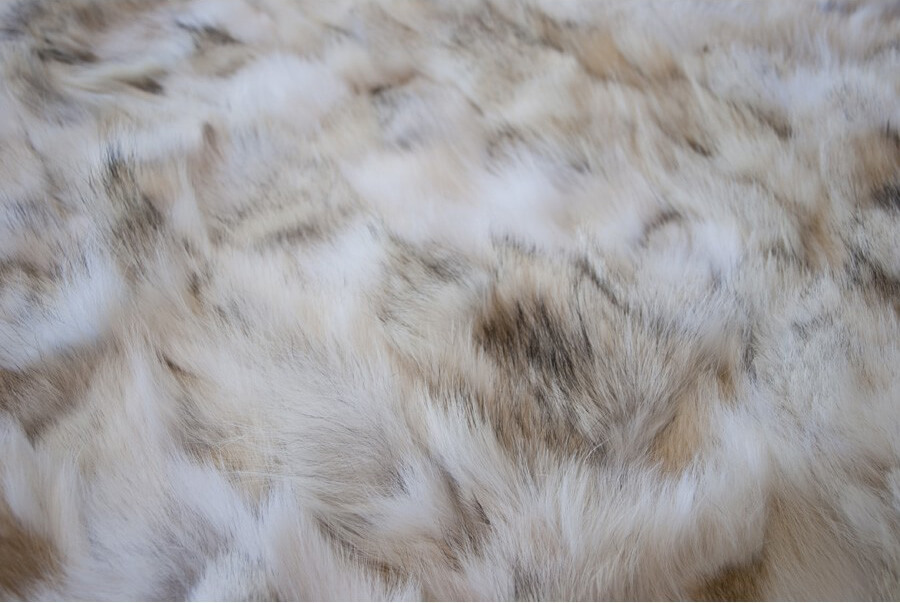Wolf Fur Rug | Size: 300 × 400 cm