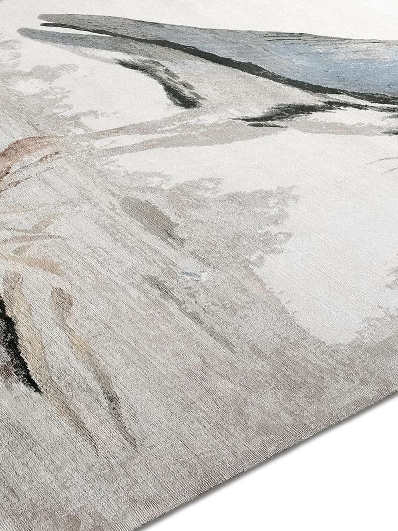 Heron Rug | Size: 365 × 457 cm