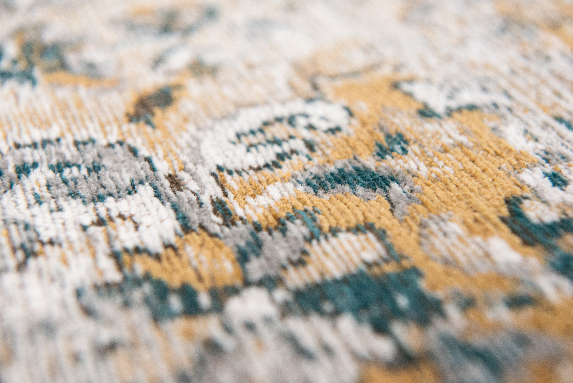 Fener Rug | Size: 240 × 340 cm