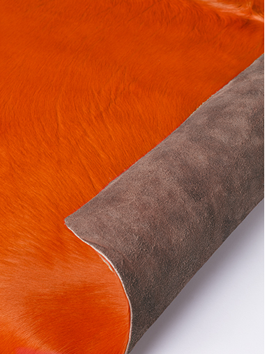 Orange Natural Cowhide | Size: 200 × 240 cm