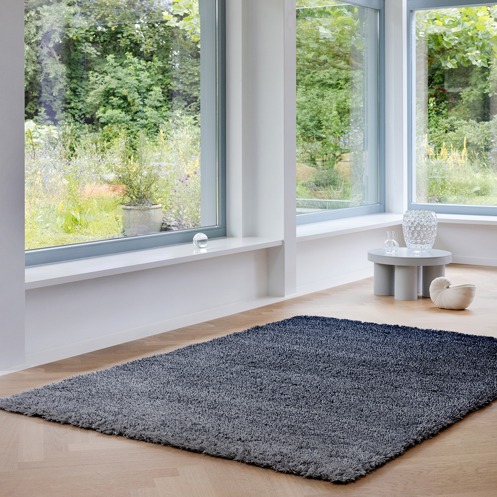 Shade High Rug | Size: 200 × 300 cm