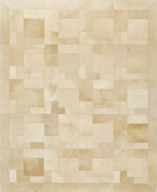 سجادة «بازل» من جلد البقر | المقاس: 180 × 220 cm