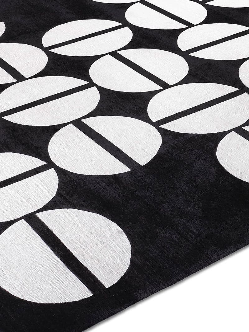 Black & White Rug