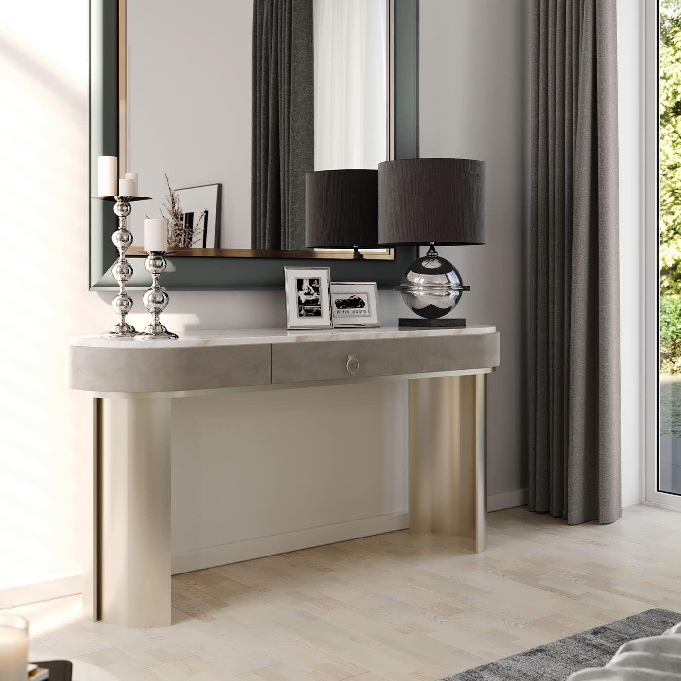 Romeo Elegant Console