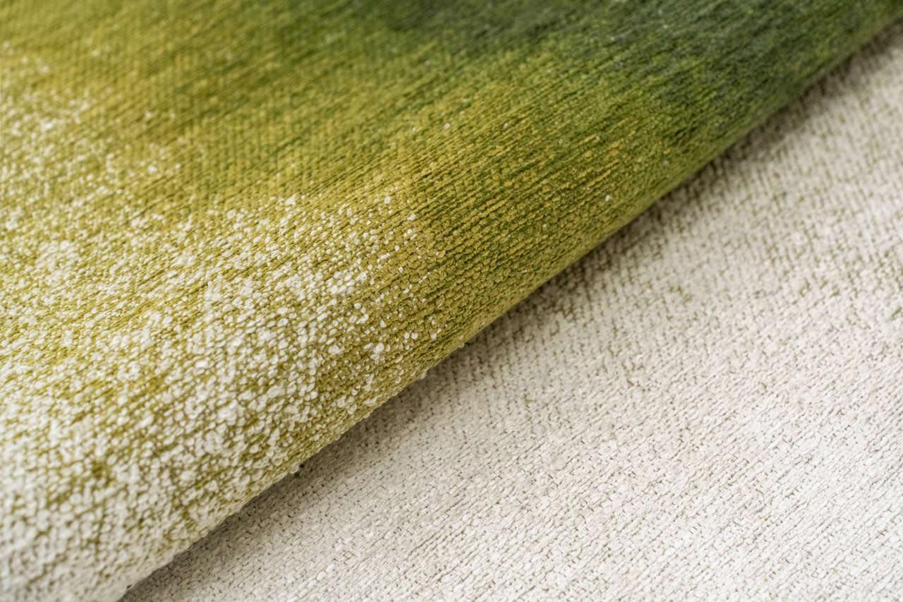 Drop Green Pepper Premium Belgian Rug