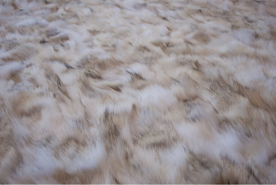 Wolf Fur Rug | Size: 300 × 400 cm